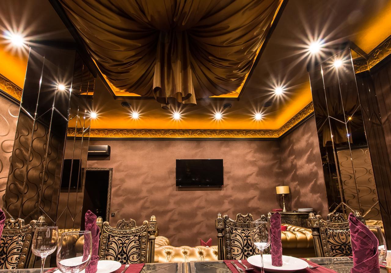 India Palace Hotel คาร์คิฟ ภายนอก รูปภาพ
